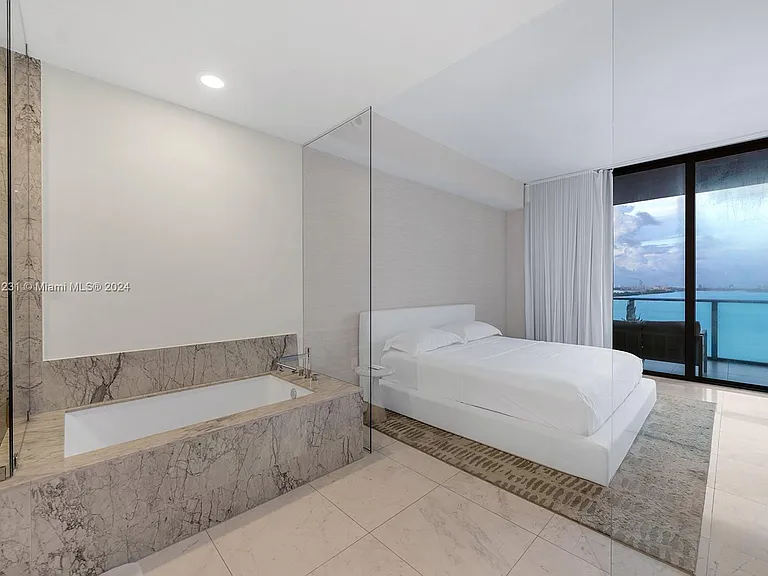480 NE 31st St #1701 — Photo 30