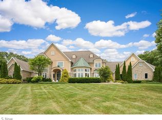 9427 Hubbard Valley Rd, Seville, OH 44273