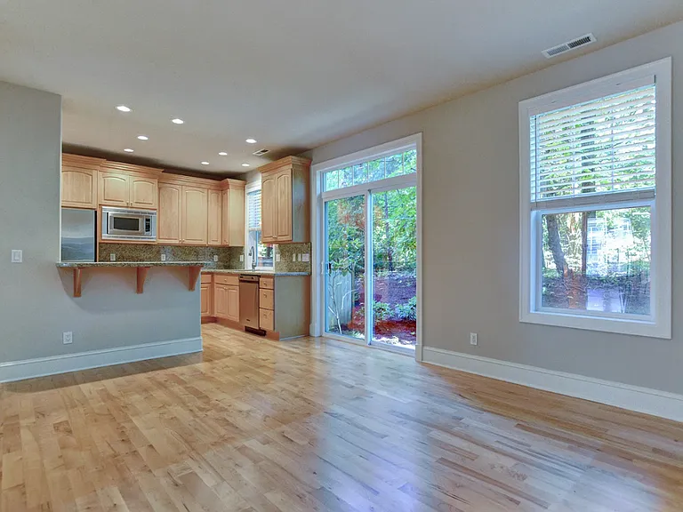 4771 Auburn Ln — Photo 14