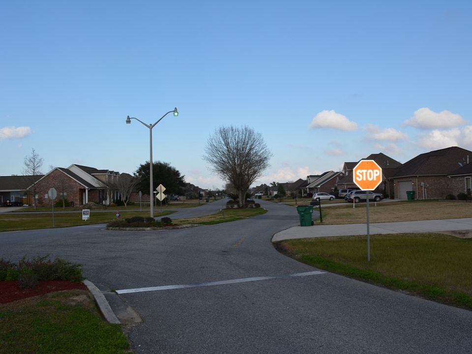 2nd image of 307 S Fashion Blvd
