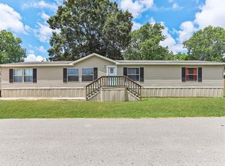4010 Clay Ln, Bacliff, TX 77518