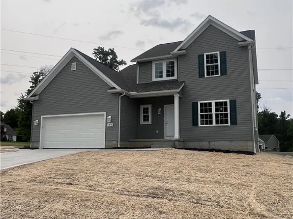 5370 Winding Creek Dr, Ravenna, OH 44266