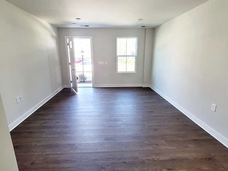 5739 Addison Gate Dr — Photo 2