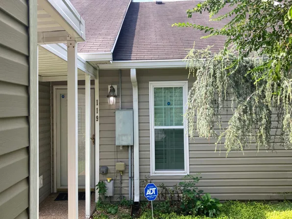 119 Lake Chateau Dr, Hermitage, TN 37076