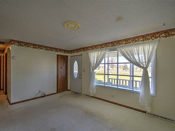 5th image of 1235 W Main St