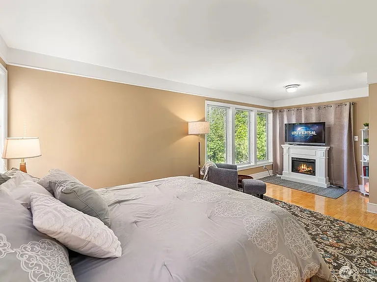 33 N Bay Ln — Photo 13