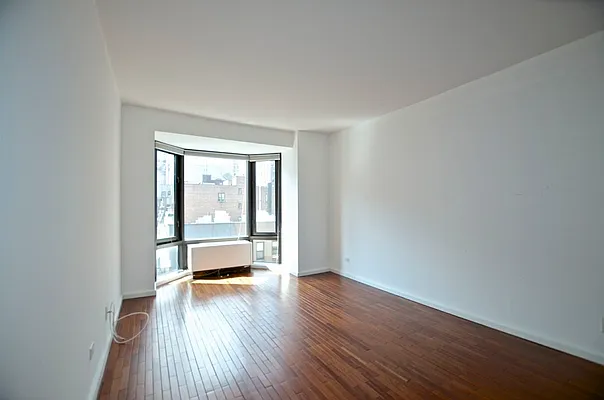 Rented by Plaza Real Estate Group | media 21