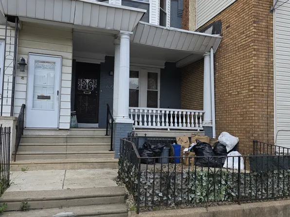 6205 Spruce St, Philadelphia, PA 19139