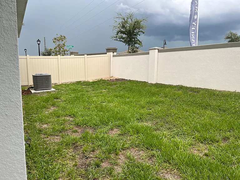 1658 Blue Lagoon Cir — Photo 36