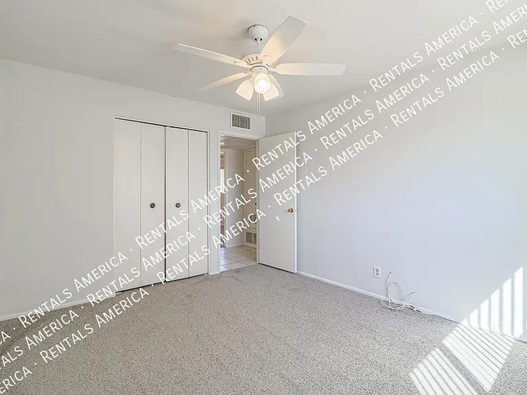 1314 N 70th St — Photo 31
