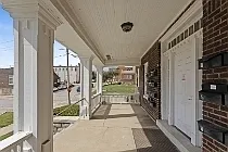 204 E Franklin St — Photo 23