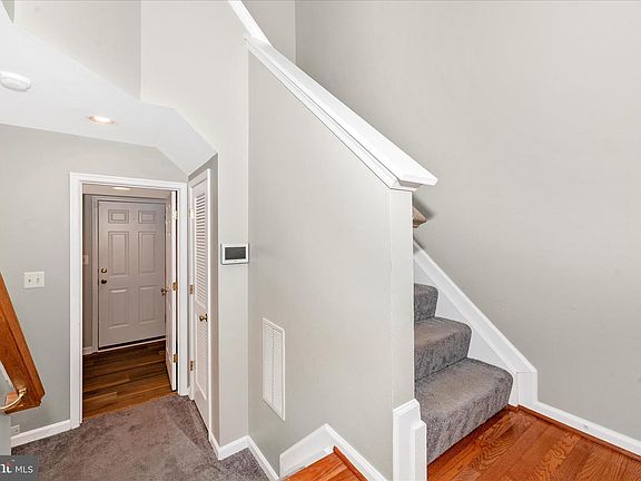 4th image of 21106 Camomile Ct #106