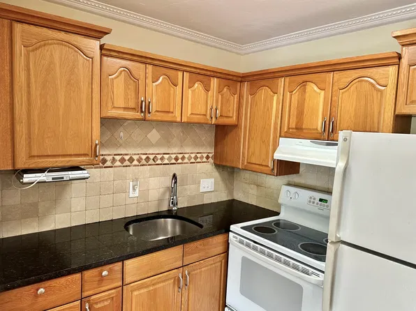 46 Cochituate Rd #509, Framingham, MA 01702