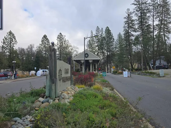 14169 Chestnut Ct, Penn Valley, CA 95946
