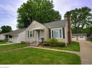 525 Waverly Rd, Eastlake, OH 44095