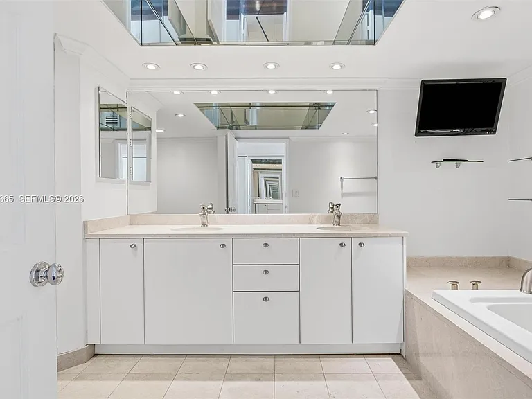 16500 Collins Ave #1856 — Photo 35