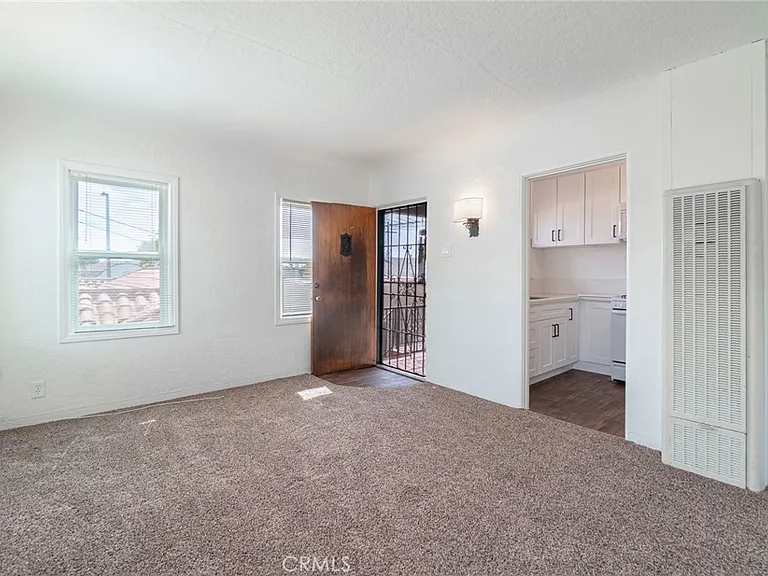 705 W 14th St #715 — Photo 3