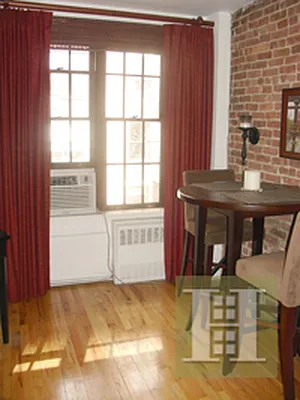 Rented by Halstead Real Estate | media 39