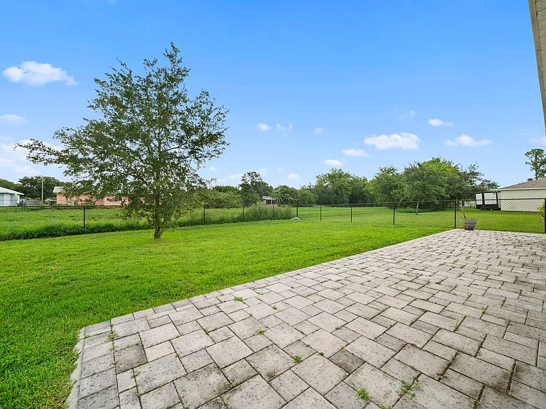 10464 Canal Brook Ln — Photo 26
