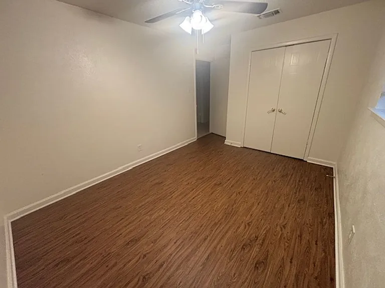 762 E Pecan St — Photo 13