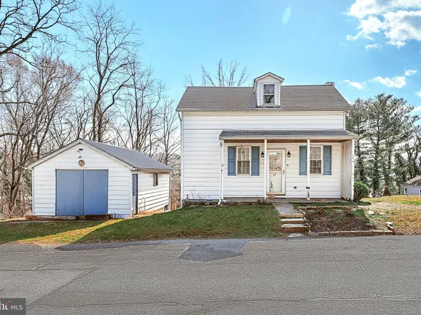 6131 Fulton St, Harrisburg, PA 17111