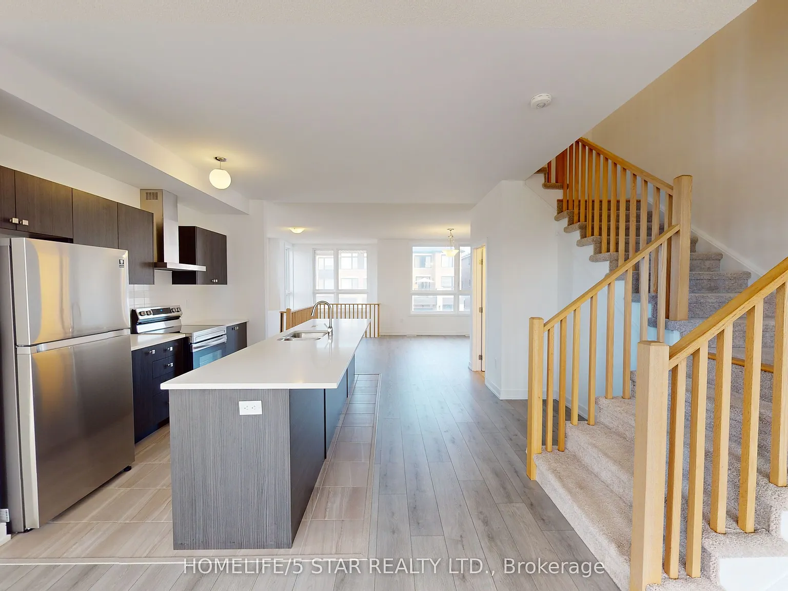 4 bed, $2,895 — Photo 4