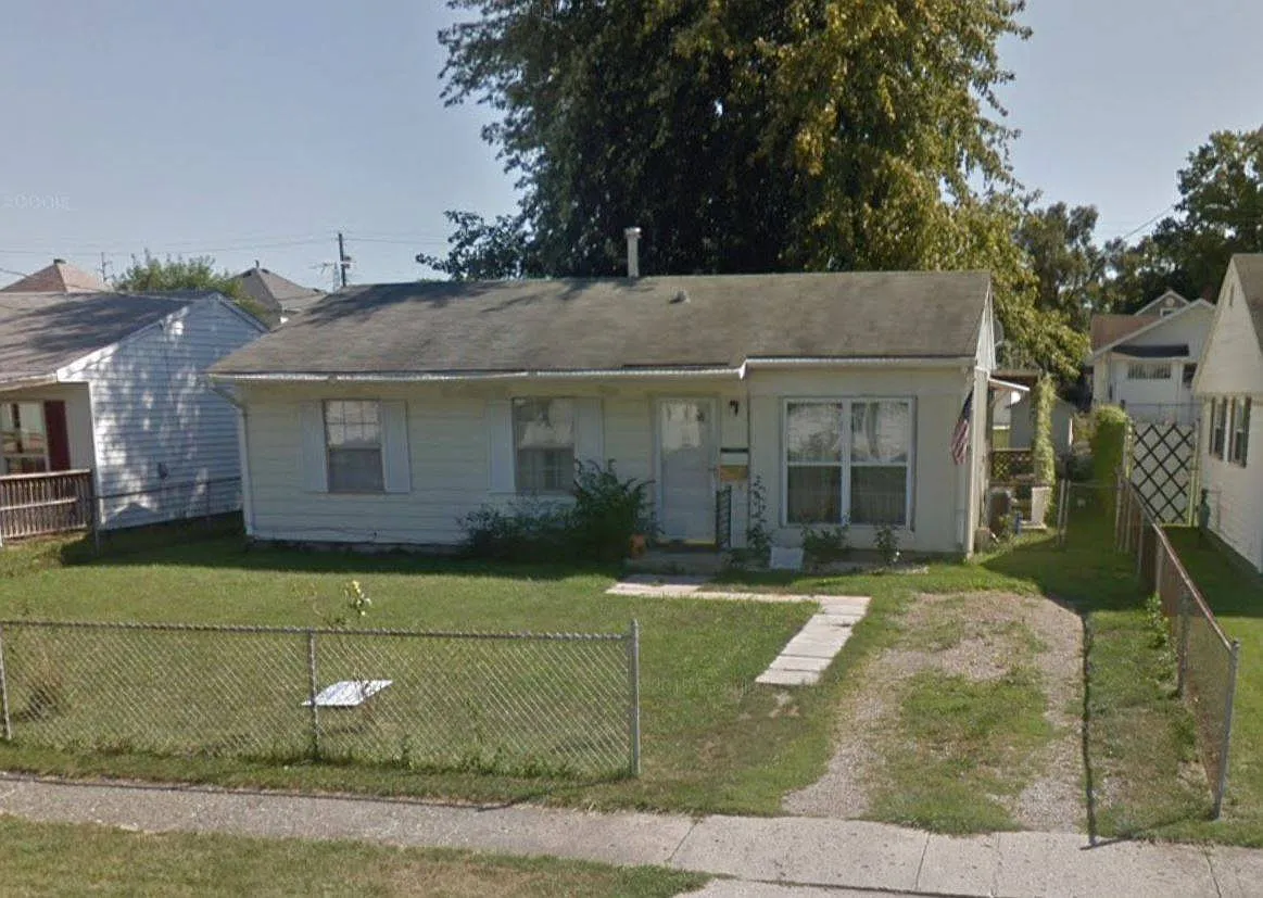 805 Catalina Dr photo 1