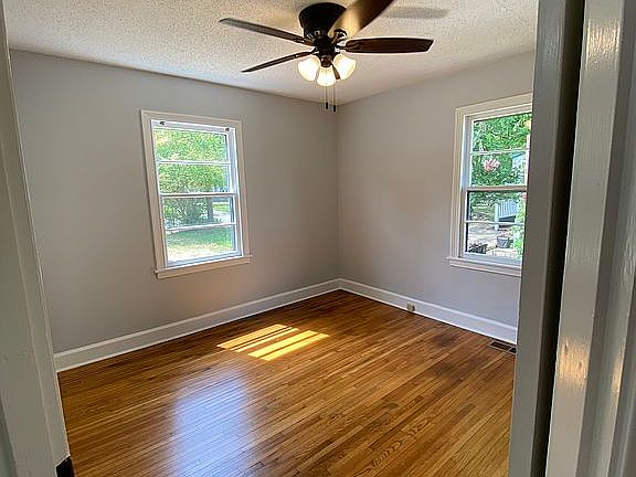 5th image of 89 Tanforan Dr