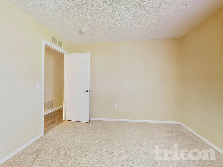 4348 Black Fox Dr — Photo 28
