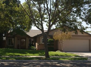 265 Somerset Dr, Lemoore, CA 93245