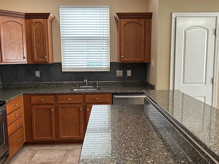 15244 Dry Creek Rd — Photo 16