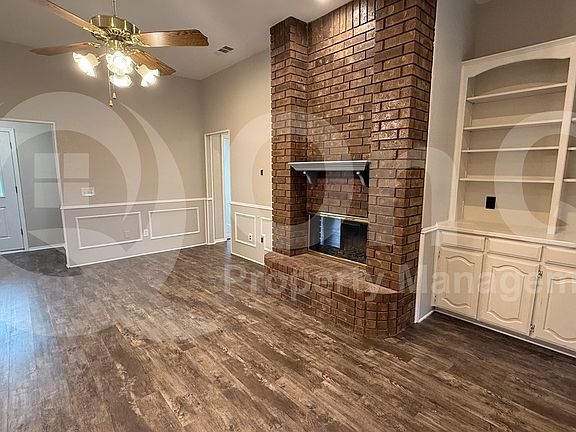 3rd image of 416 W Oak St