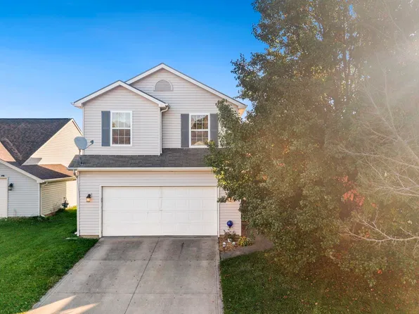 3918 Whitfield Chase, Fort Wayne, IN 46815