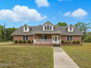 13194 Kirkwood Ln, Neosho, MO 64850