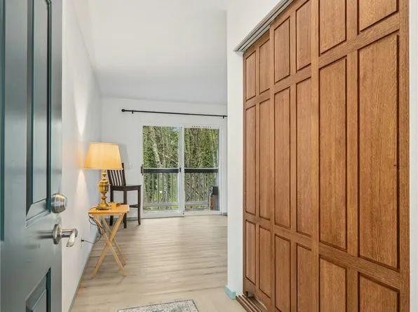 33020 10th Avenue SW #B304, Federal Way, WA 98023