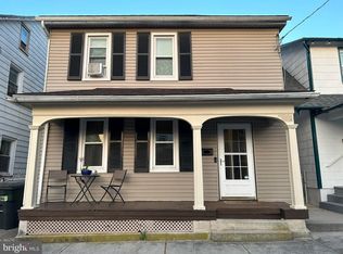 222 Magnolia St, Manheim, PA 17545
