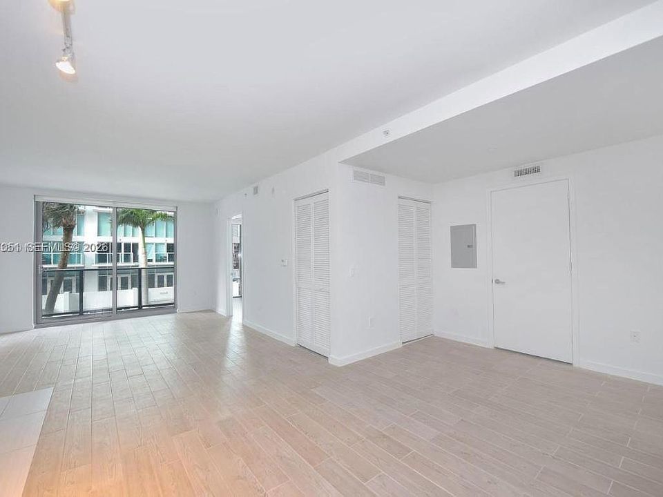 2nd image of 31 SE 6th St #400