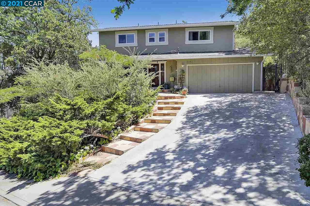 931 Sousa Dr — Photo 1