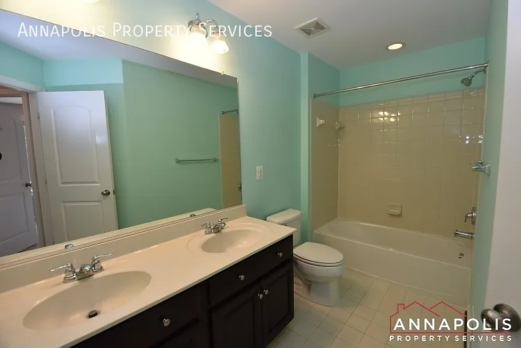 806 Nancy Lynn Ln — Photo 16