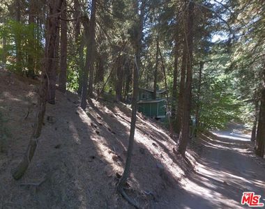 24431 Rockwell Rd, Cedarpines Park, CA, 92322