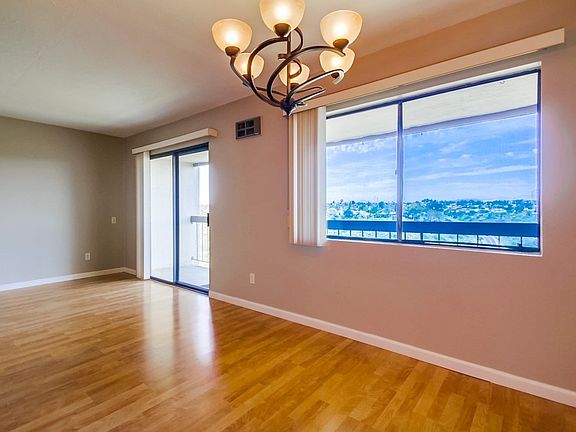 5th image of 3089 Cowley Way Unit 31