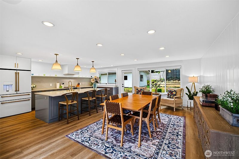 5th image of 3802 71st Avenue Ct NW