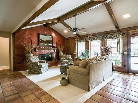 5th image of 3544 Diamondhead Dr