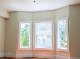 47 Indian Field Rd #2, Greenwich, CT 06830