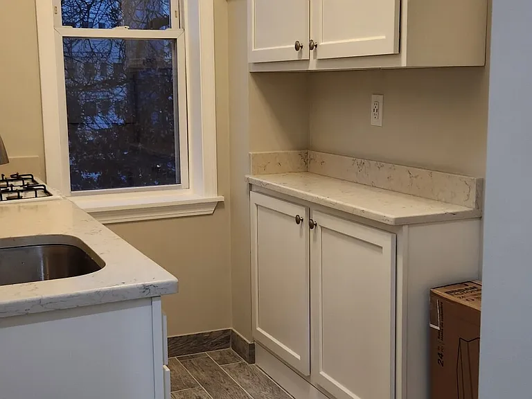 1193 Commonwealth Ave #12 — Photo 8