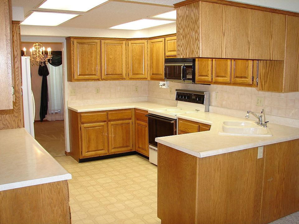 Gourmet Kitchen
