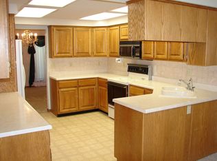 32 Holley Dr, Camdenton, MO 65020