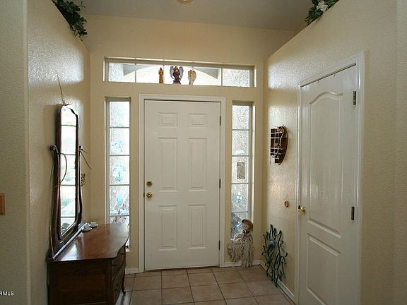 4th image of 1258 E Avenida Isabela