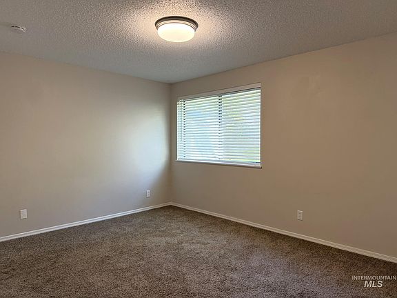 5th image of 3585 S Gekeler Ln APT 121