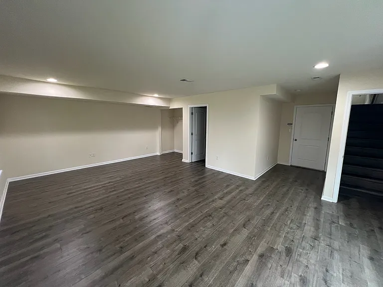 788 Jacobsen Cir — Photo 14